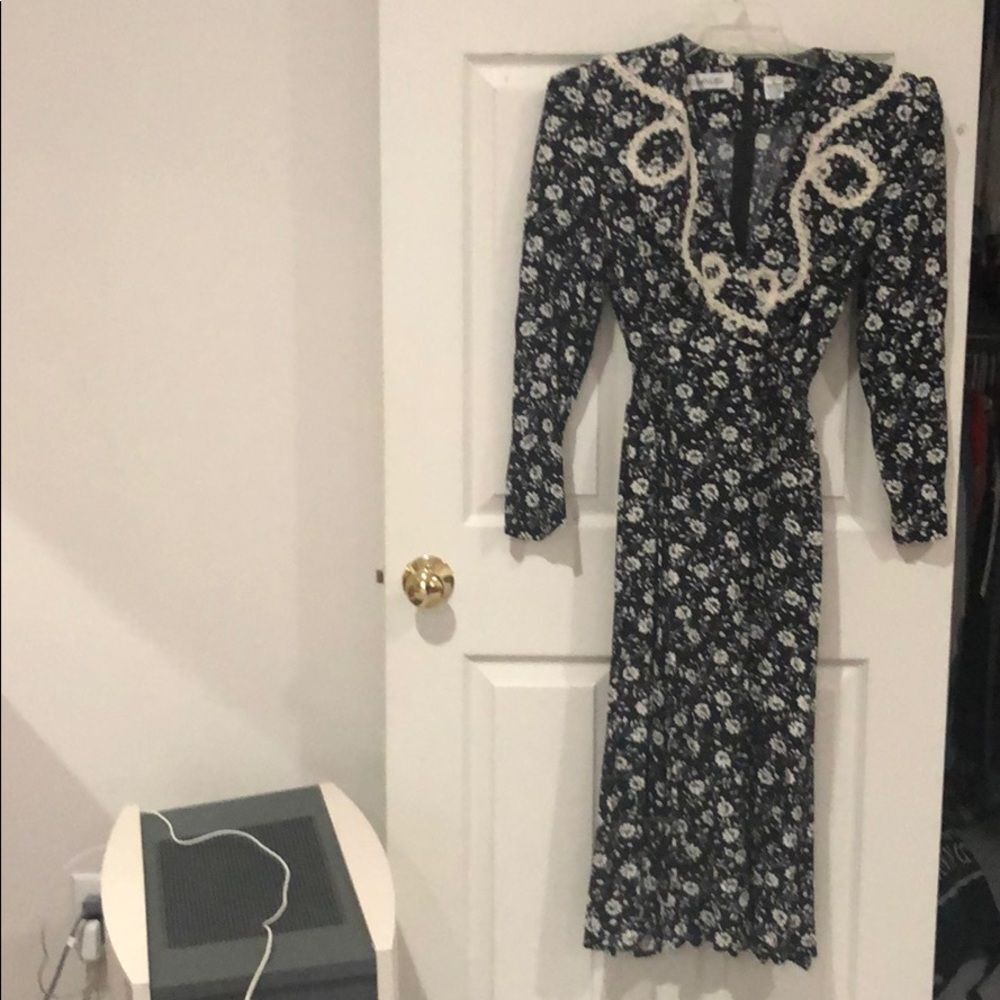 Chaus size 8 black and white dress